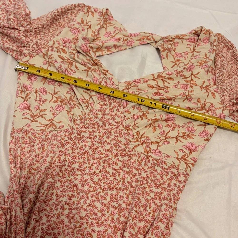 FREE PEOPLE Floral Mixed Print Maxi Dress with billowed sleeves and open back - Picture 8 of 13